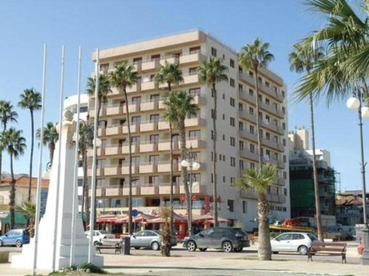 Ithaki Phinikoudes Apartment No. 105 Larnaca Bagian luar foto